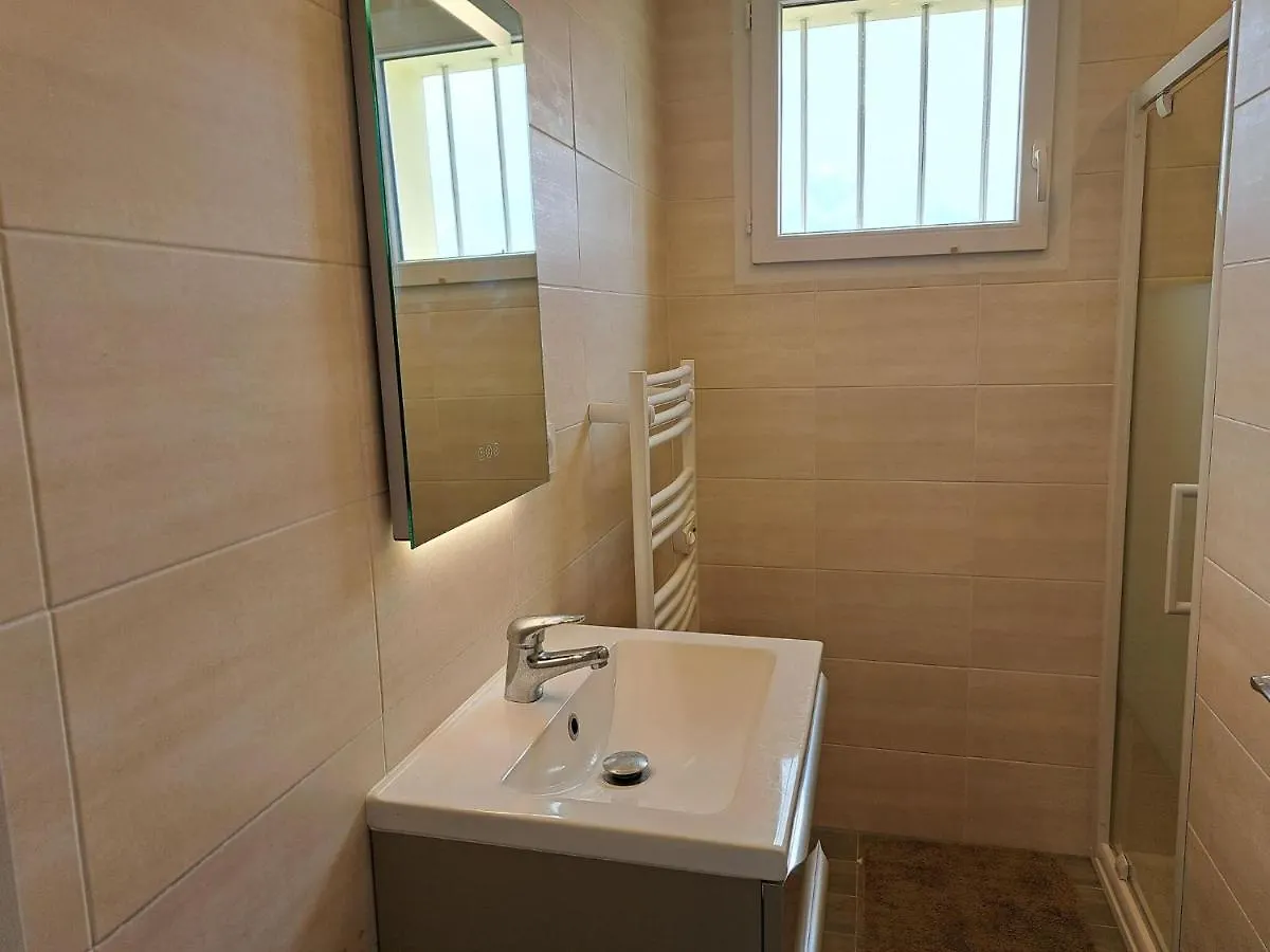 Comfortable Holiday Home Near The Beach Plouguerneau 0*,