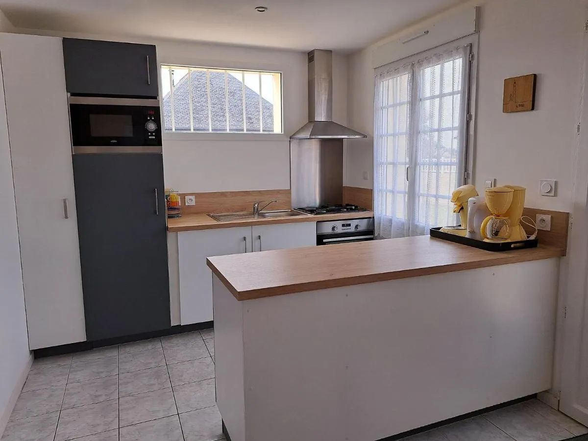 Comfortable Holiday Home Near The Beach Plouguerneau