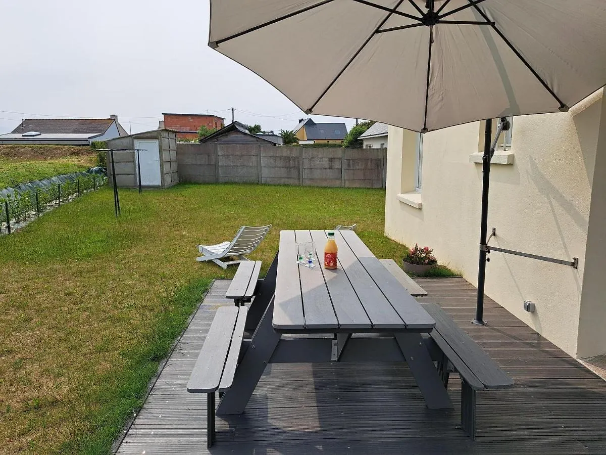 Comfortable Holiday Home Near The Beach Plouguerneau