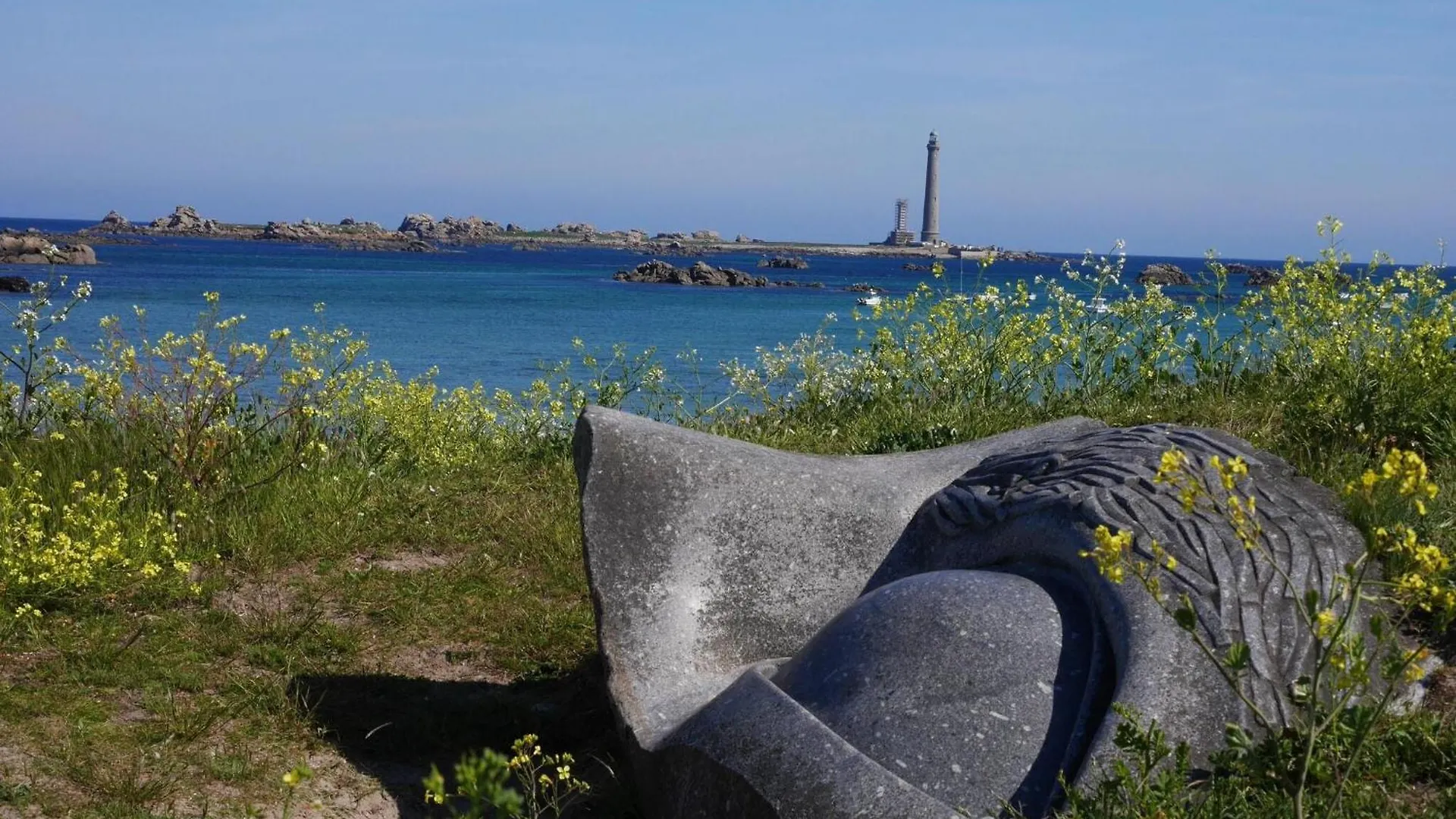 Comfortable Holiday Home Near The Beach Plouguerneau